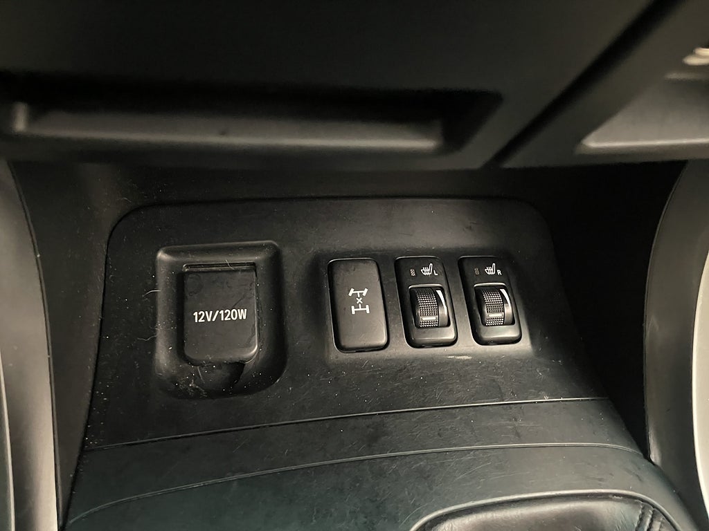 2008 Toyota Land Cruiser 3.0 4x4 7-Seates Leather Diff Camera